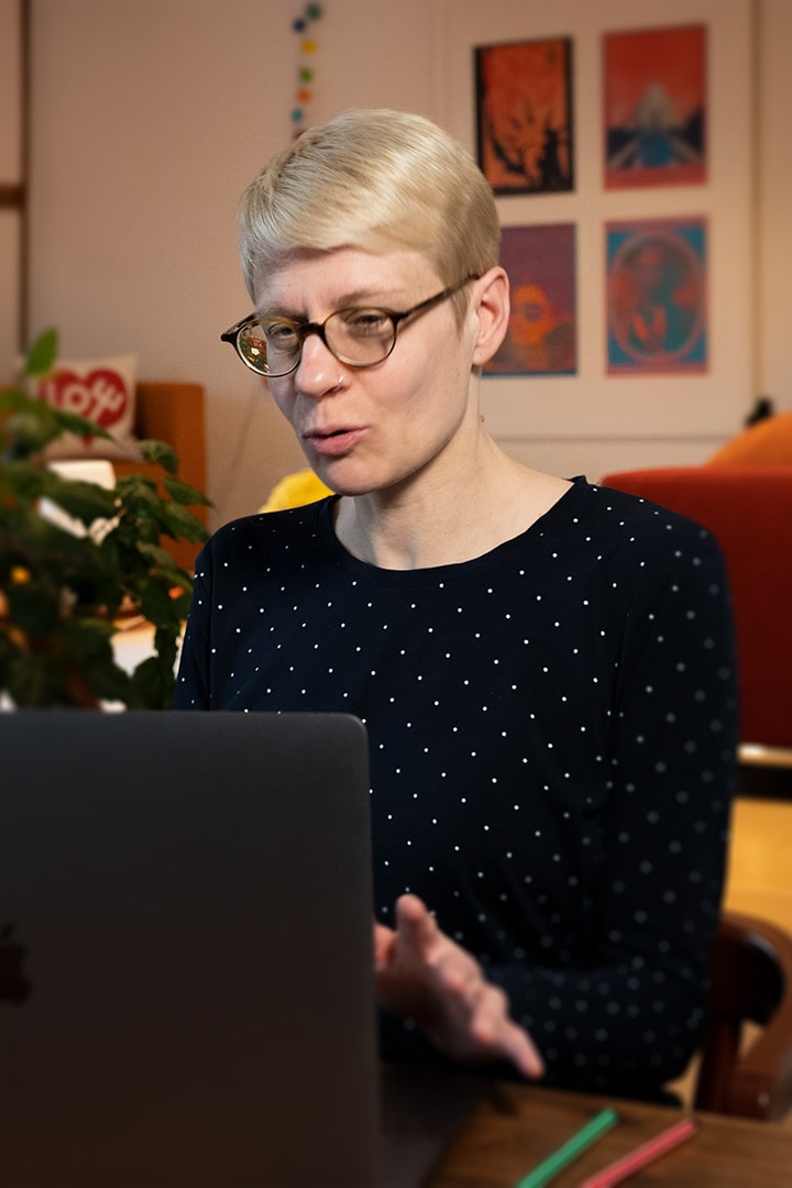 Glückliche Grundschullehrerin